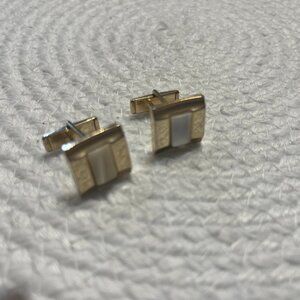Vintage MOTHER OF PEARL Gold Tone Cuff Links Pat. Pend 5/8" (EUC) #273D